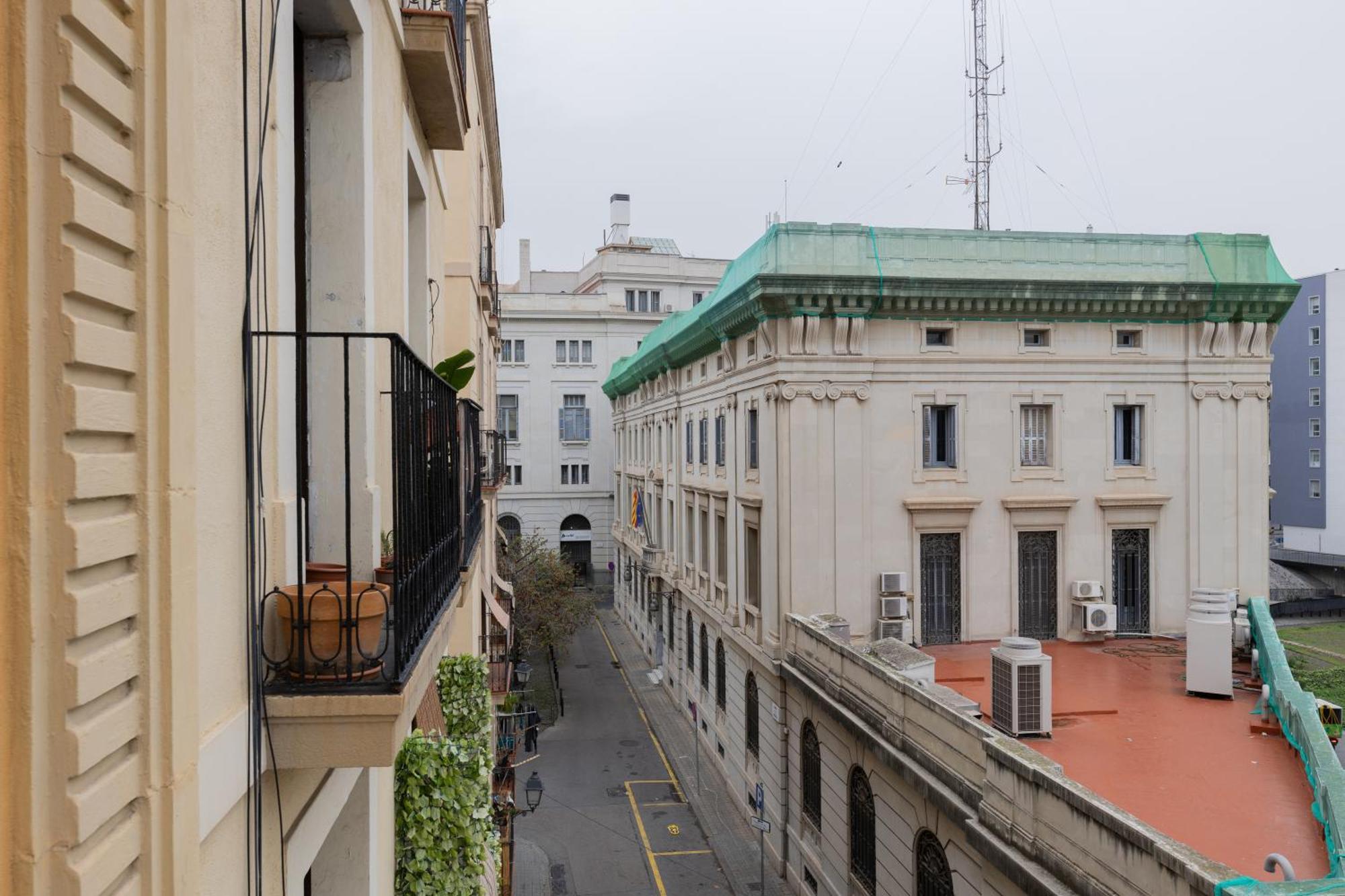 Hotel Lyon บาร์เซโลนา ภายนอก รูปภาพ